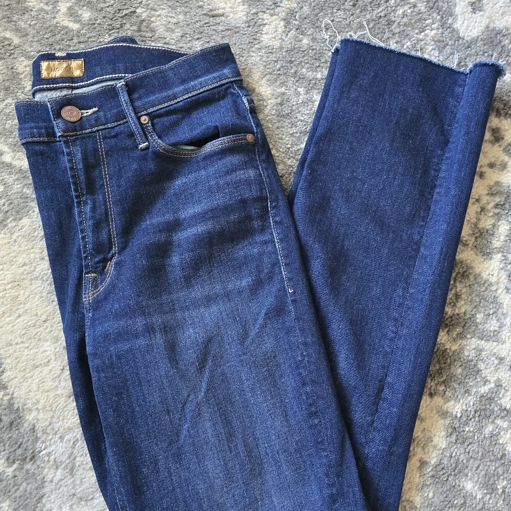 MOTHER Mid Rise Dazzler Ankle Fray